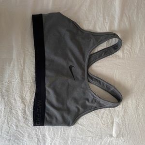 grey nike sports bra